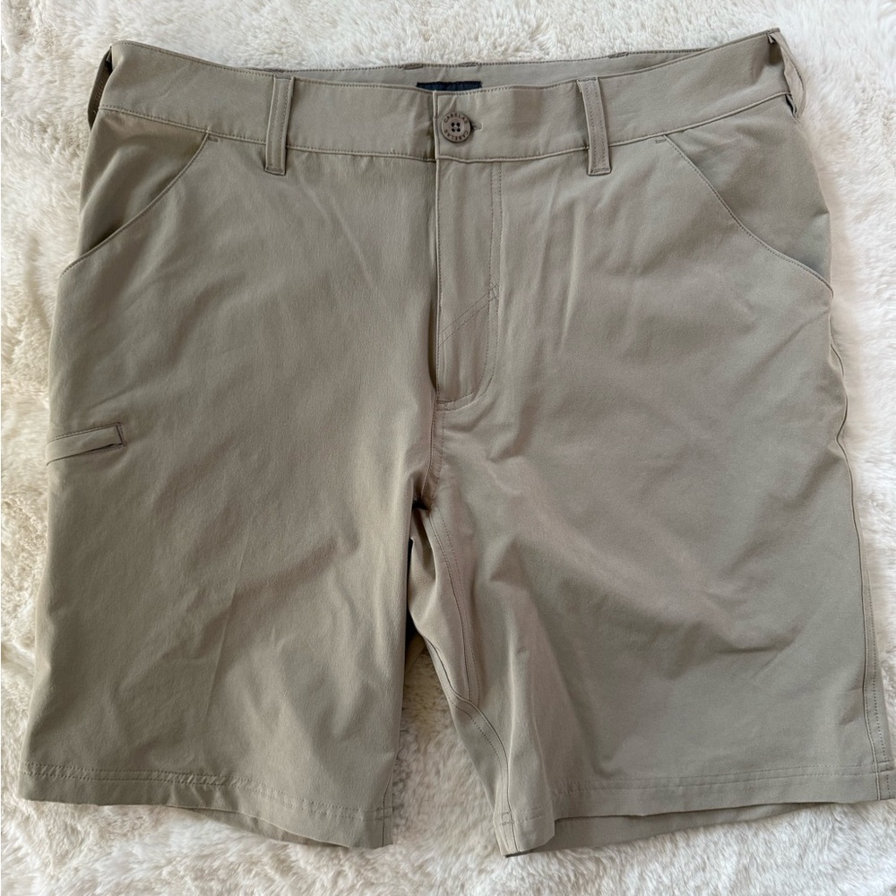 Cabela's Guidewear Men’s 34‎ Khaki Lightweight Cargo Shorts